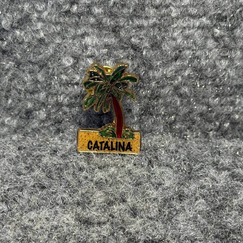 Catalina Palm Tree Enamel Pin 1.5" Souvenir Vintage Lapel Pin Gold Tone